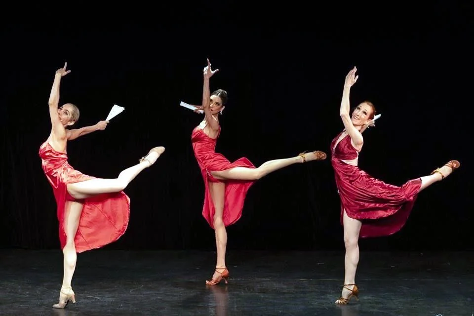 Sonidos latinos: Fusión y elegancia en el Centro Cultural Bicentenario.