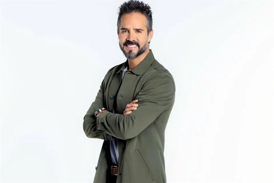 José Ron se adentra en la paternidad.