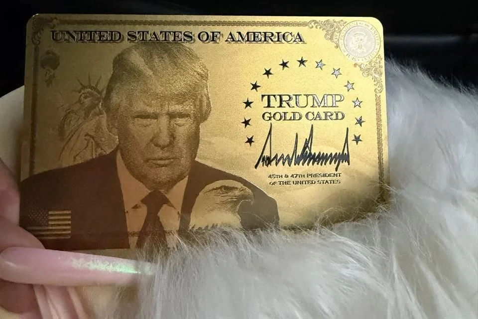 El regalo de Trump a Nicki Minaj: una “visa dorada”.