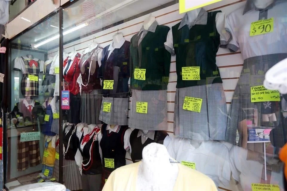 Estimación de crecimiento del 2.6% en ventas minoristas para 2025