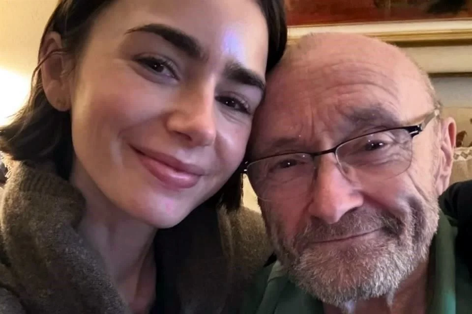 Lily Collins honra a su padre.