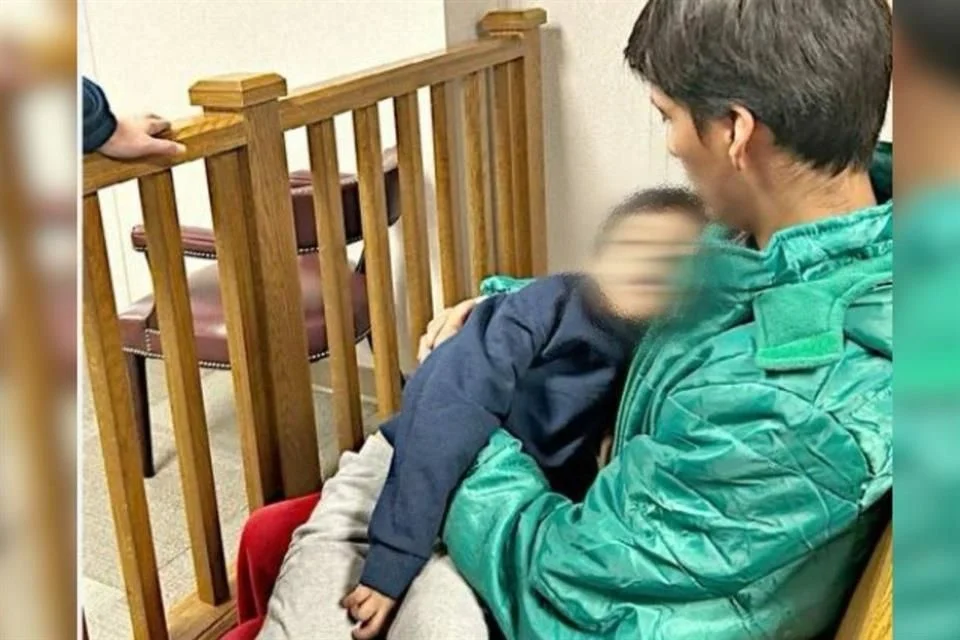 Rescate de un menor en Minneapolis.