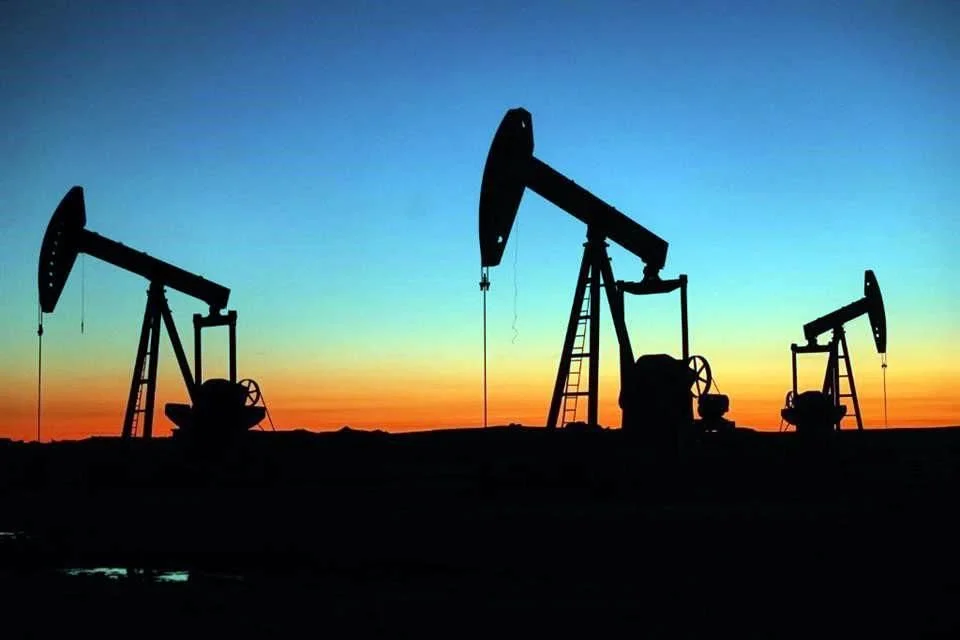 Menor producción de petróleo a nivel global podría incrementar el costo del barril. Menor producción de petróleo a nivel global podría incrementar el costo del barril.