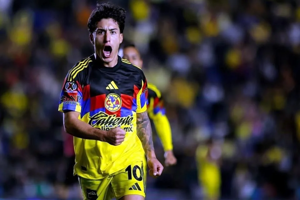 Zendejas da la victoria a las Águilas ante Rayados.