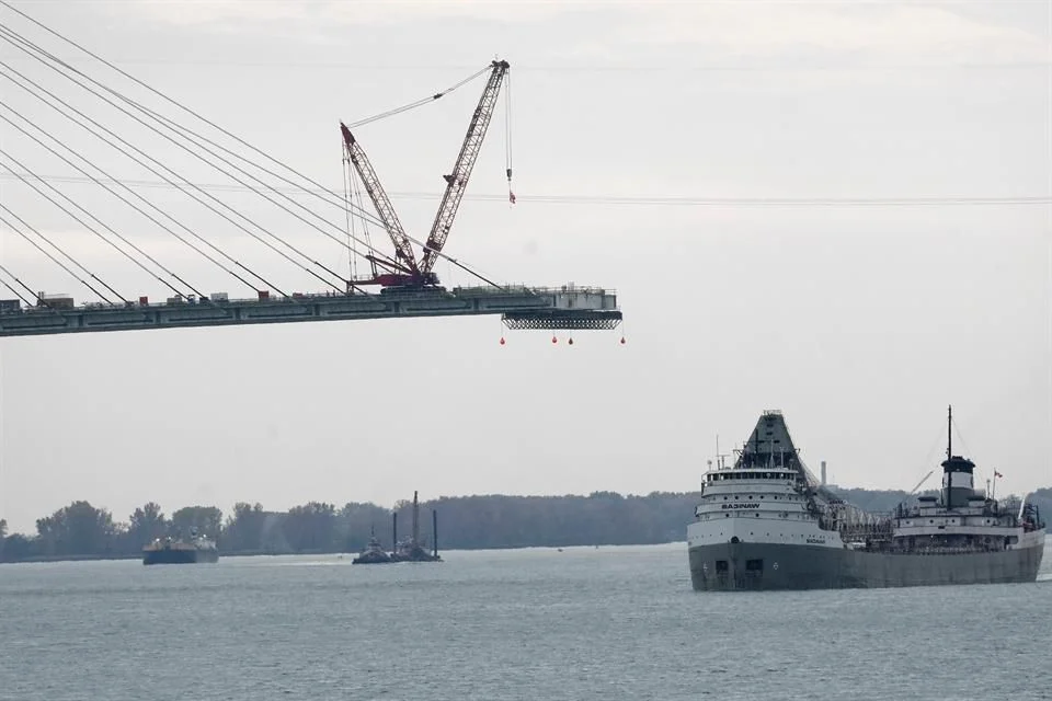 Trump advierte sobre el cierre de la frontera EE.UU.-Canadá.