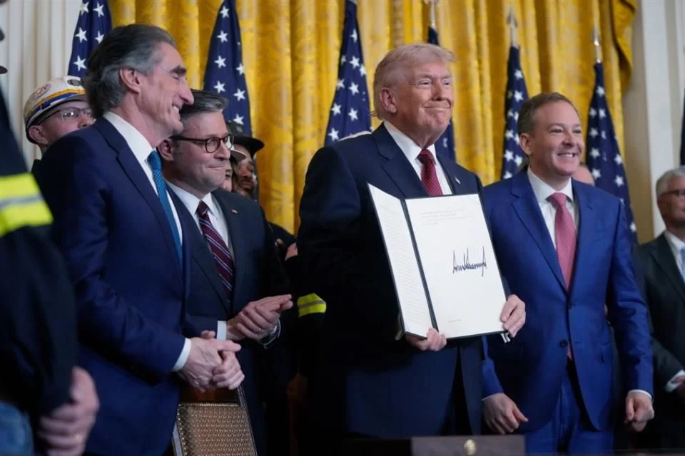 Trump pide diálogo con planta de carbón