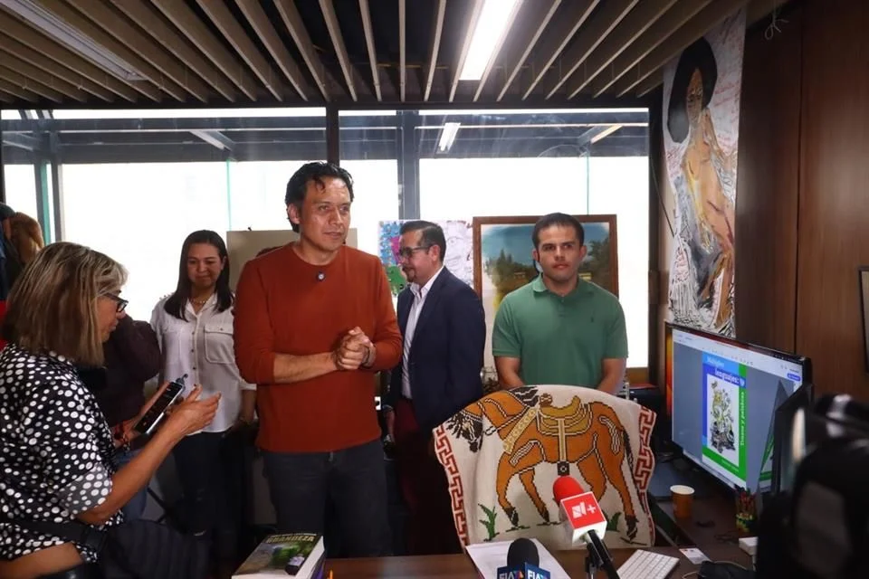 Docentes exigen la dimisión de Mario Delgado al frente de la SEP.