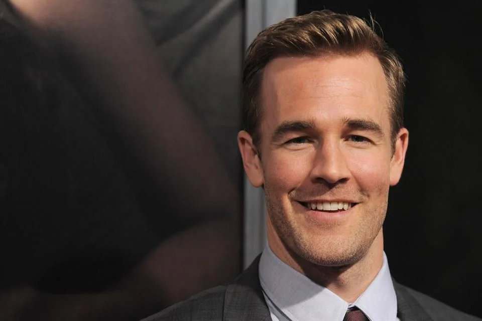 Actor cercano a Van Der Beek habla sobre las donaciones.