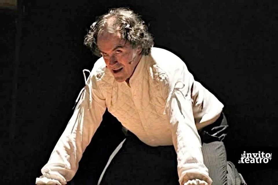 * Monterrey se sumerge en la ‘Esquizofrenia’.
* La ‘Esquizofrenia’ llega a Monterrey.
* Monterrey acoge la ‘Esquizofrenia’.