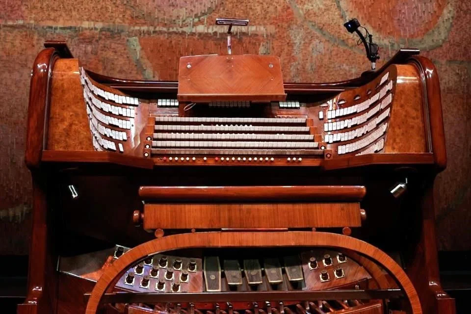 El Gran Órgano del Auditorio se alista.