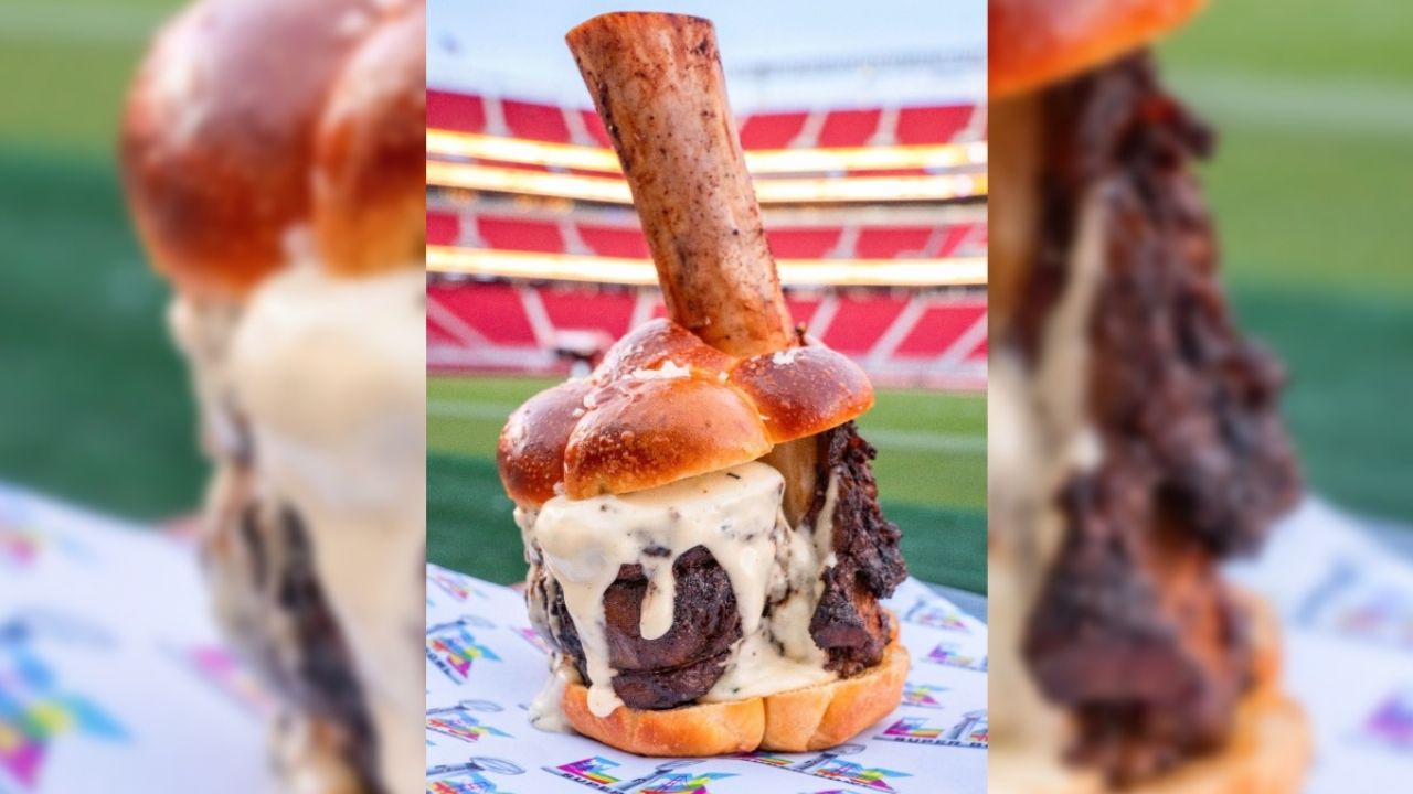 El misterio de la hamburguesa del Super Bowl con un precio de 3100 pesos.