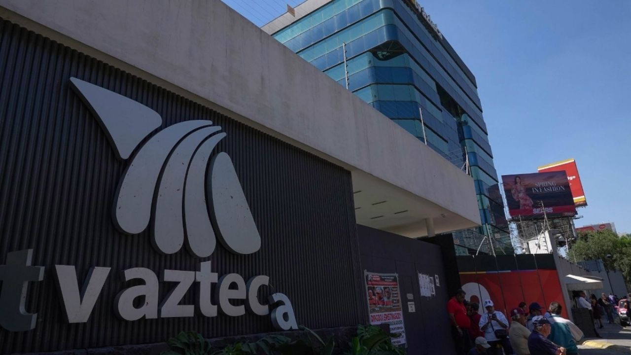 Protección legal para TV Azteca por deudas fiscales masivas.