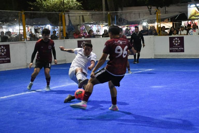 Fútbol global: Aleida Alavez, un modelo de unidad entre países a través del talento y la pasión.