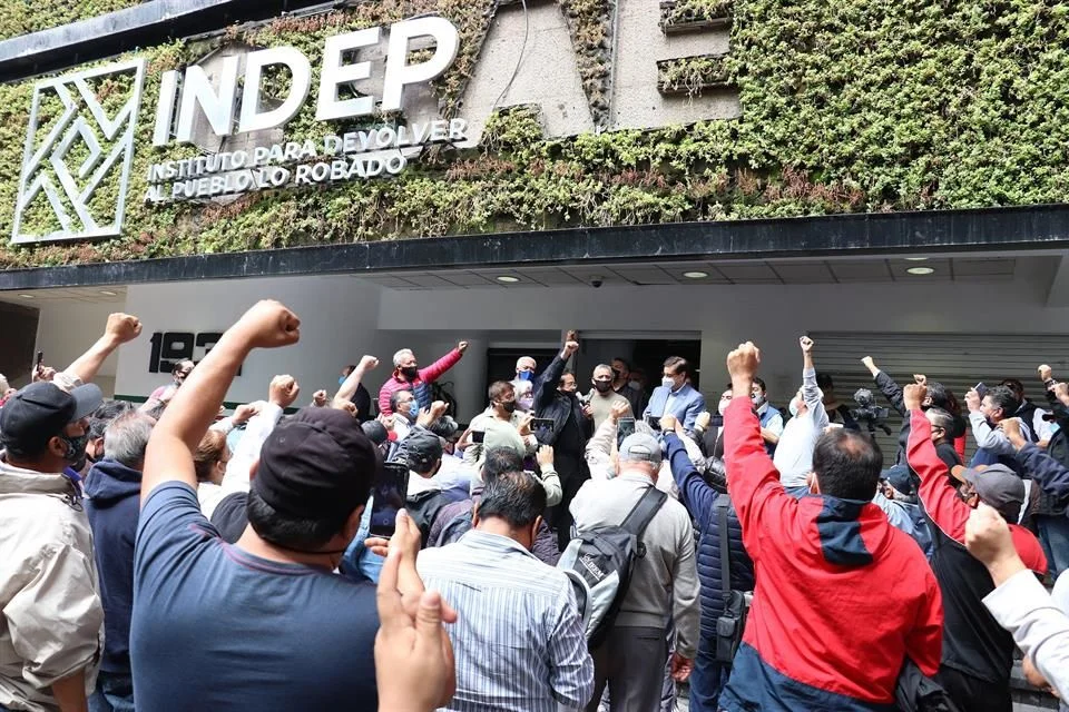 Legalidad de las pensiones de LyFC confirmada.