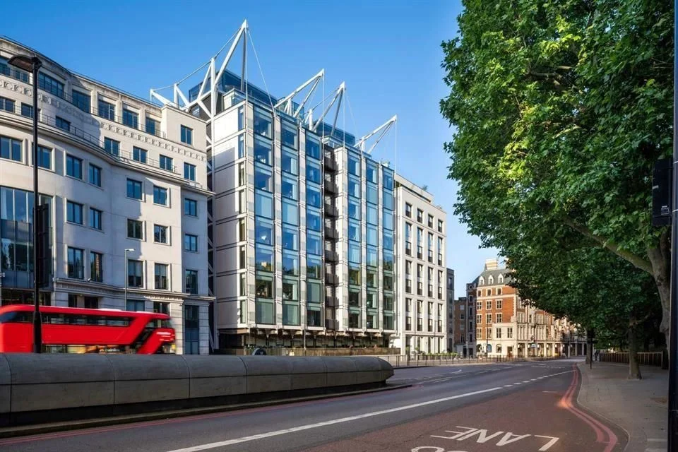 Emory, distinguido por New London Architecture