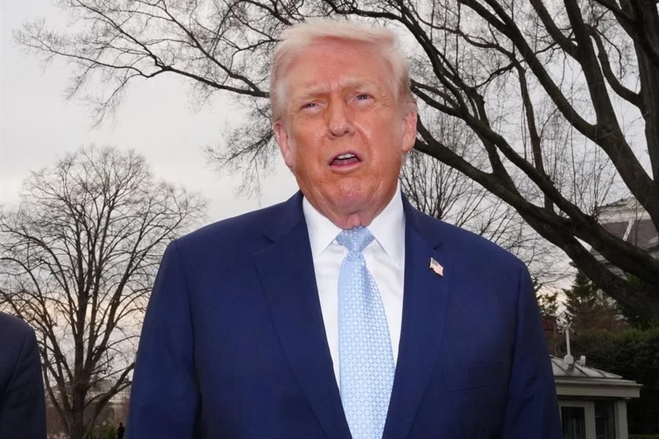 Trump advierte contra el daño a la energía de Irán.