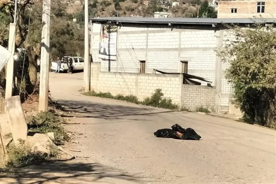 Violencia impacta centros de aprendizaje y salud en la Montaña de Guerrero.