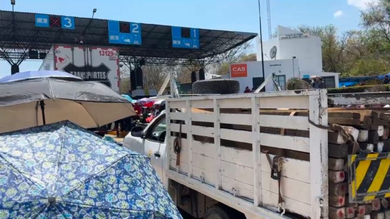 CNTE llama a huelga nacional, fecha a definir el 25 de abril.