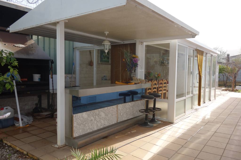 Venta. Villa / Chalet en Benidorm