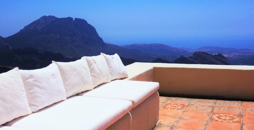 For Sale. Farm in Sella