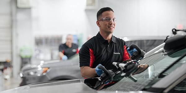 safelite_employee_image