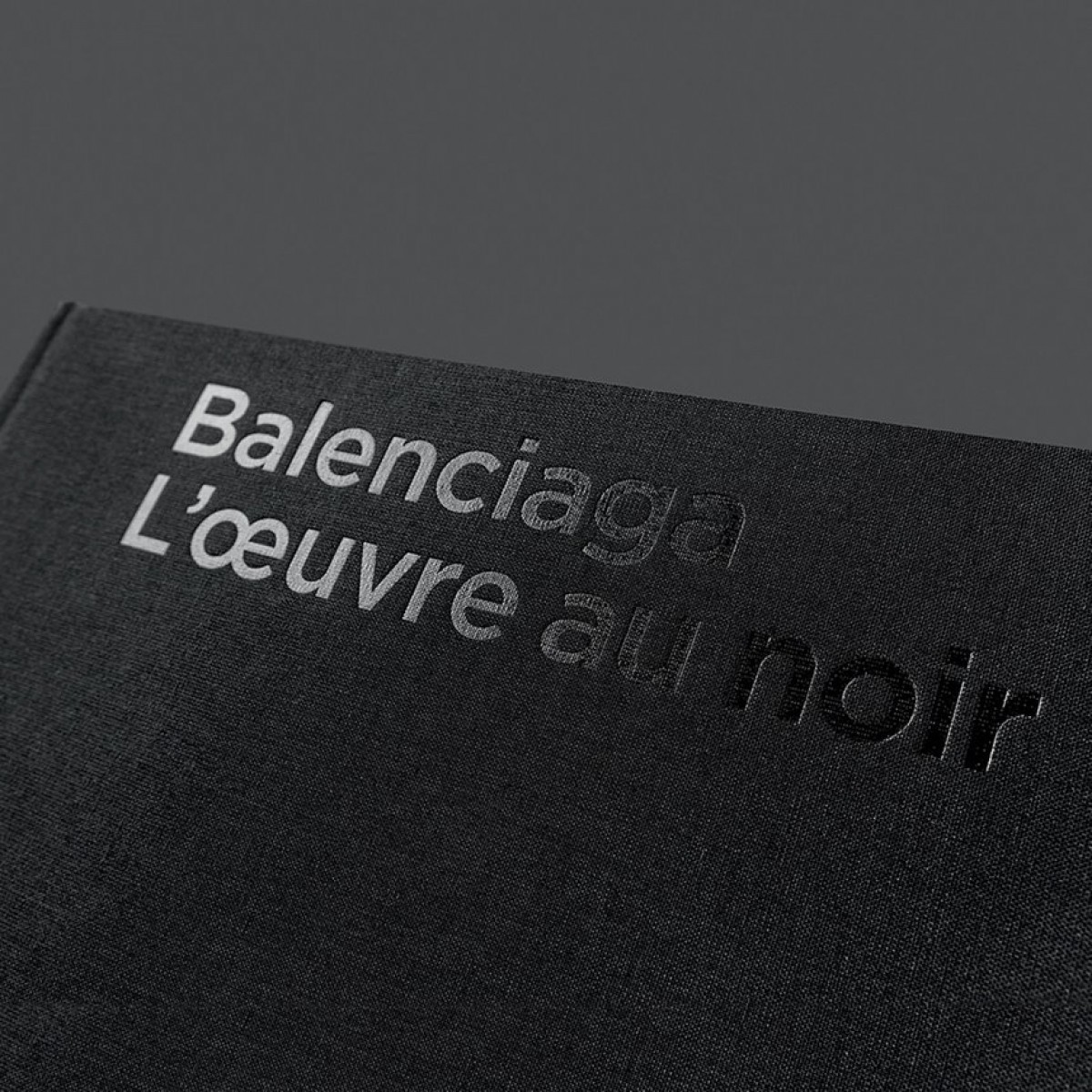 balenciaga l