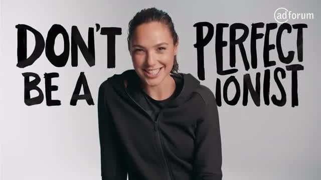 Gal gadot hot sale reebok ad