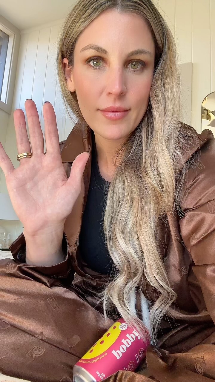 Poppi video ad — Put a Finger Down — Founder Origin Challenge