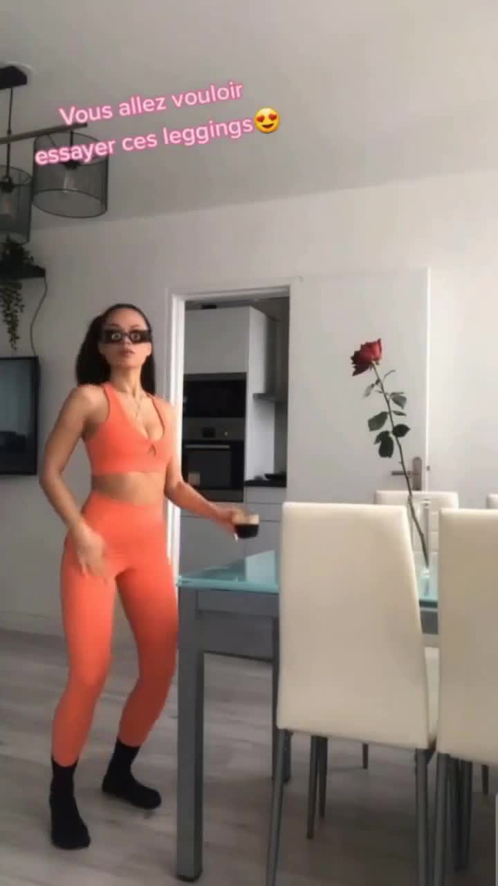 Fabletics video ad — Fabletics Activewear Try-On