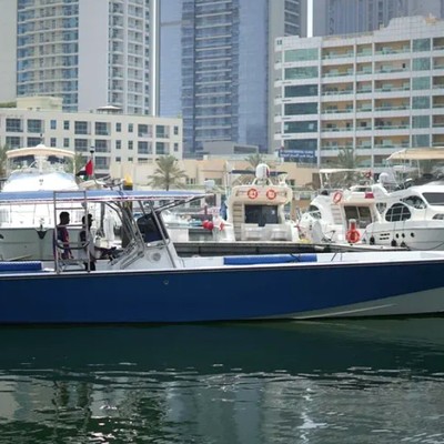 Emirates Boats 42 Feet , very clean and engines run 265 hours only