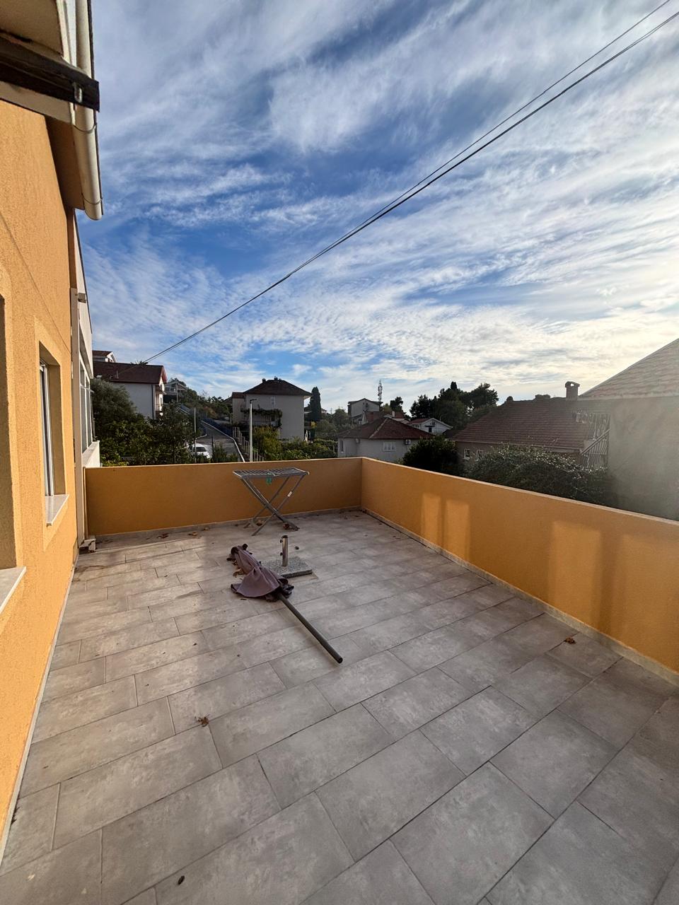 1-bedroom apartment after renovation with large terrace and parking, 10 minutes to Porto Montenegro — Tivat 9