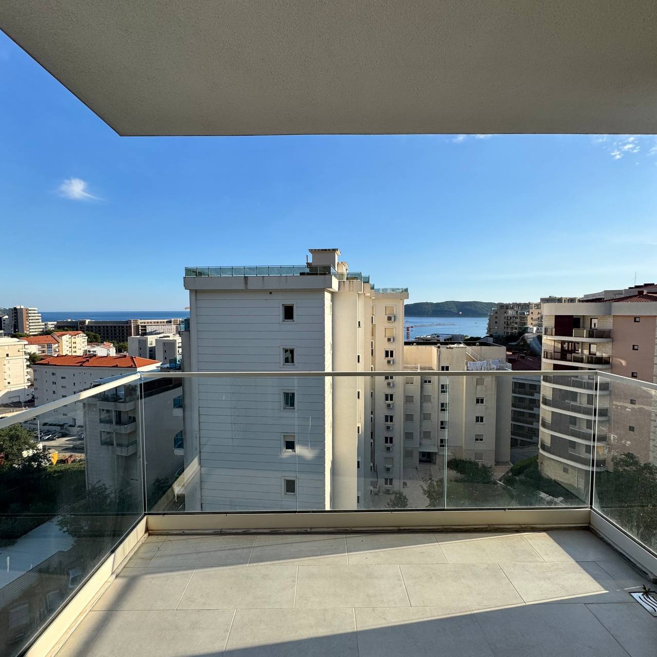 Luxury Apartment with Sea View in Becici 4