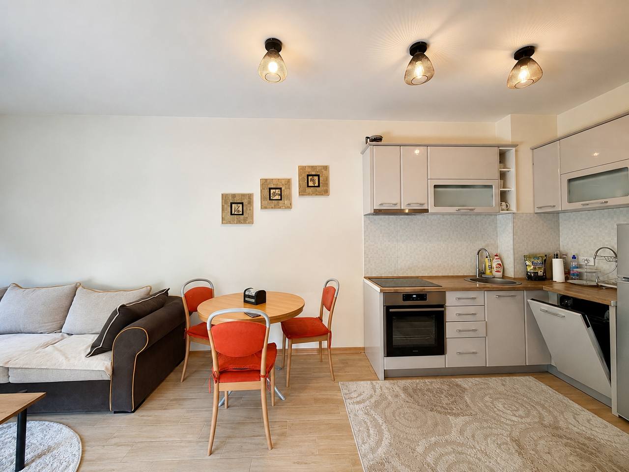 Cozy 1 Bedroom Apartment in Budva 3