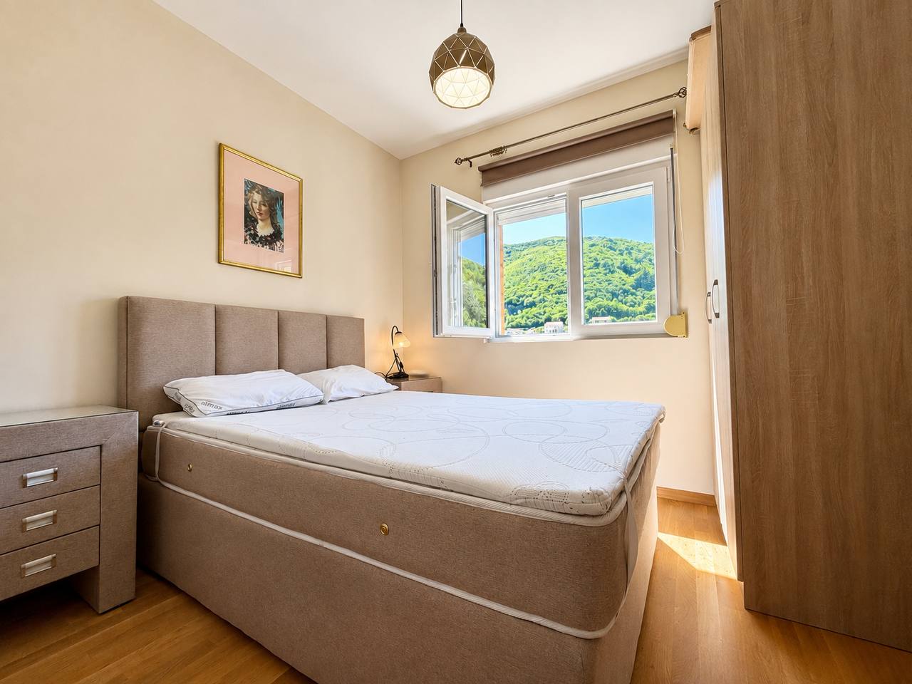 Cozy 1 Bedroom Apartment in Budva 5