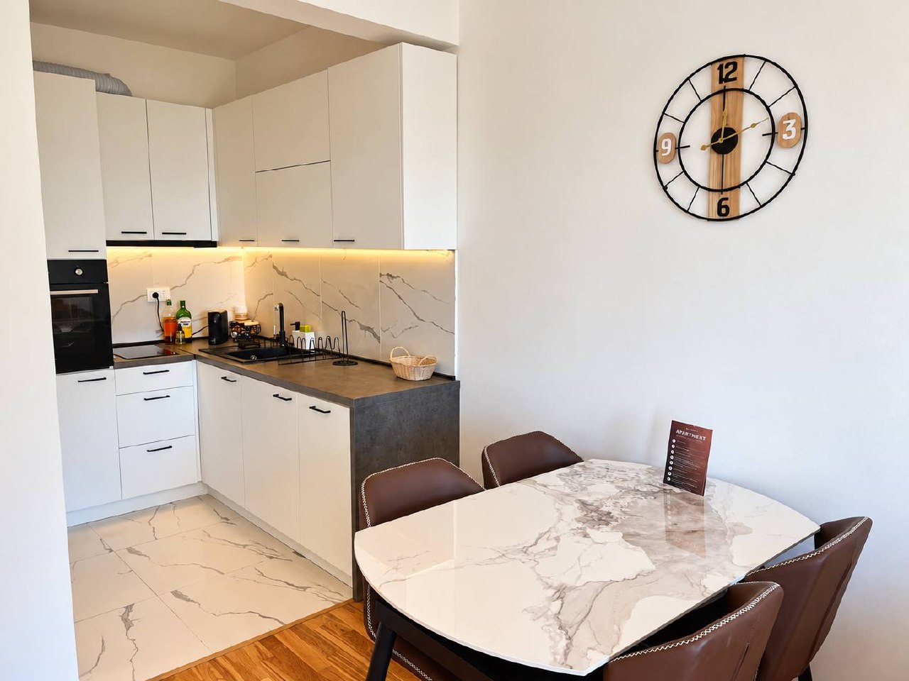 Furnished 1-bedroom apartment in Lazi, Budva – new 2025 building 4