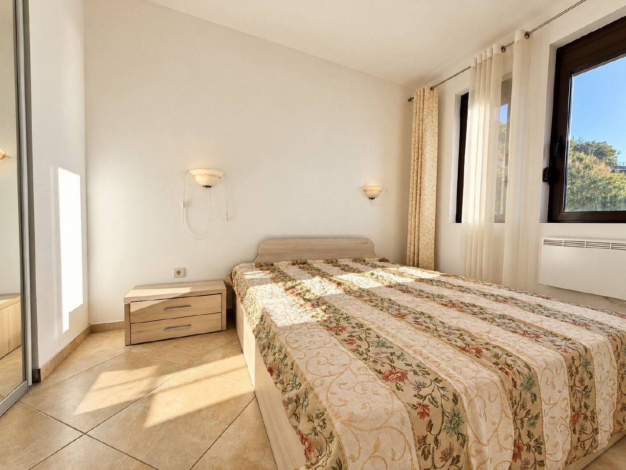 2-bedroom apartment 68 m² with sea view from every room, 20 m from the beach — Rafailovići, Budva 7