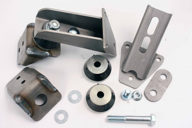 sbc universal motor mounts