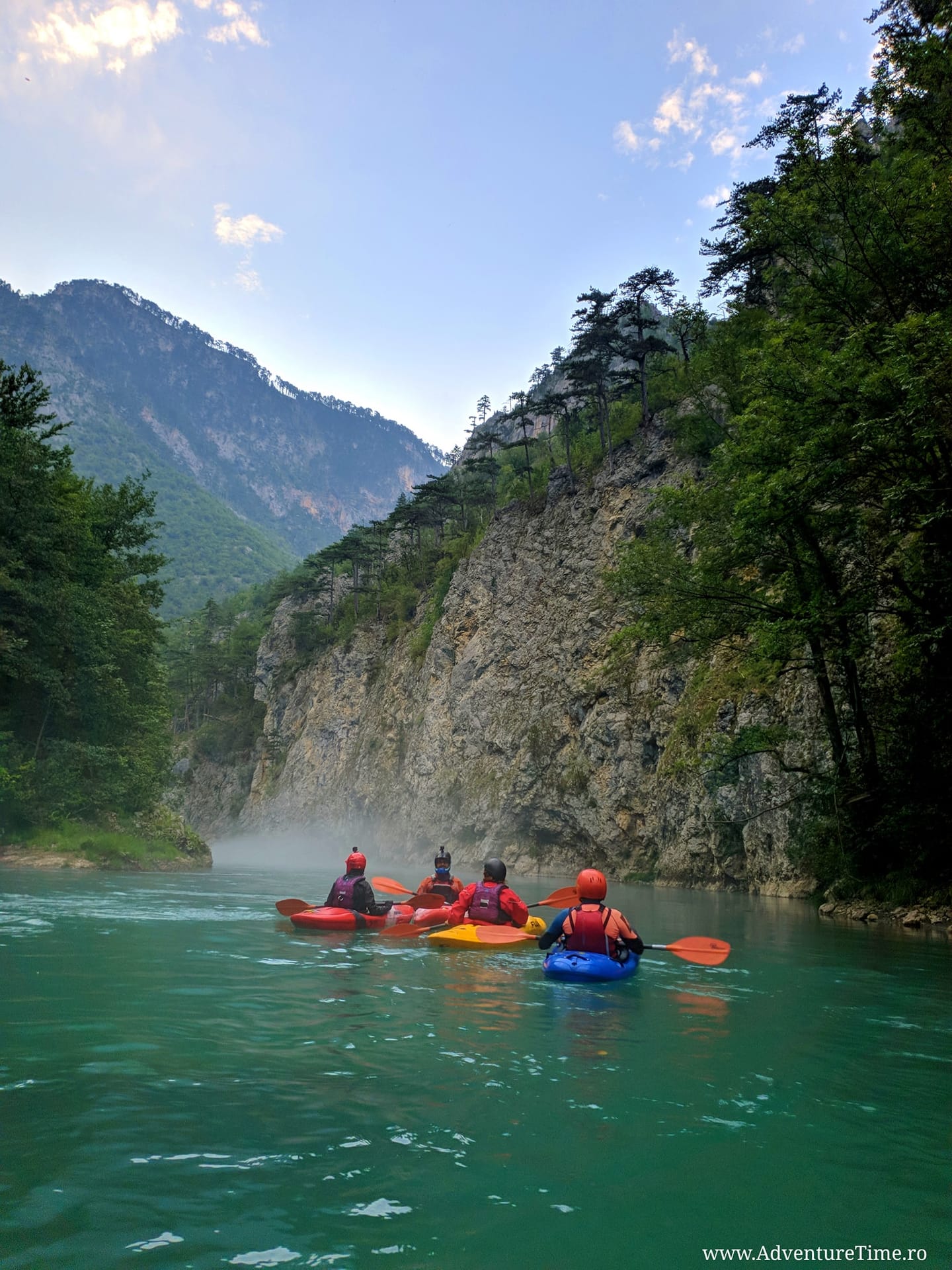 Program intensiv de caiac whitewater pe râul Soca – Slovenia | 18 – 26 Octombrie 2025 - Imagine 2
