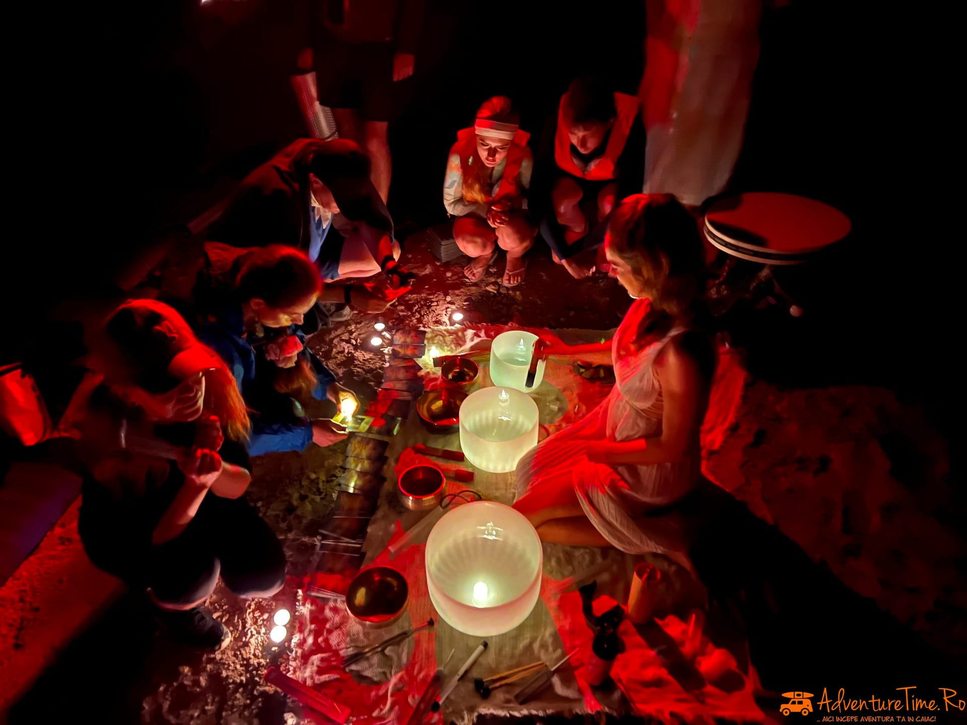 Sound Healing & Kayaking & Trekking la Cazanele Dunarii