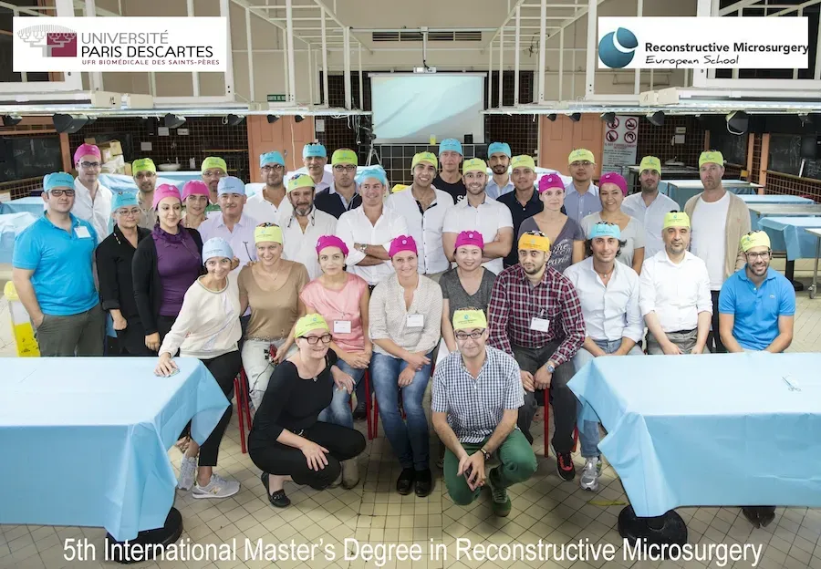 Group photo of the European Masters in Breast Surgery