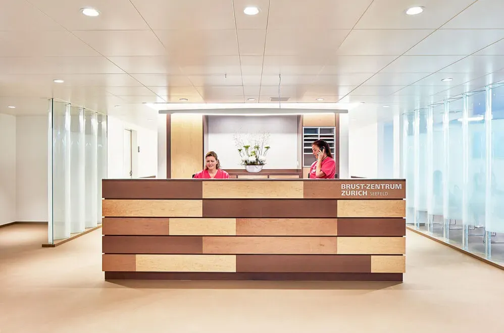 Entrance of the Affidea BrustCare Zurich Center