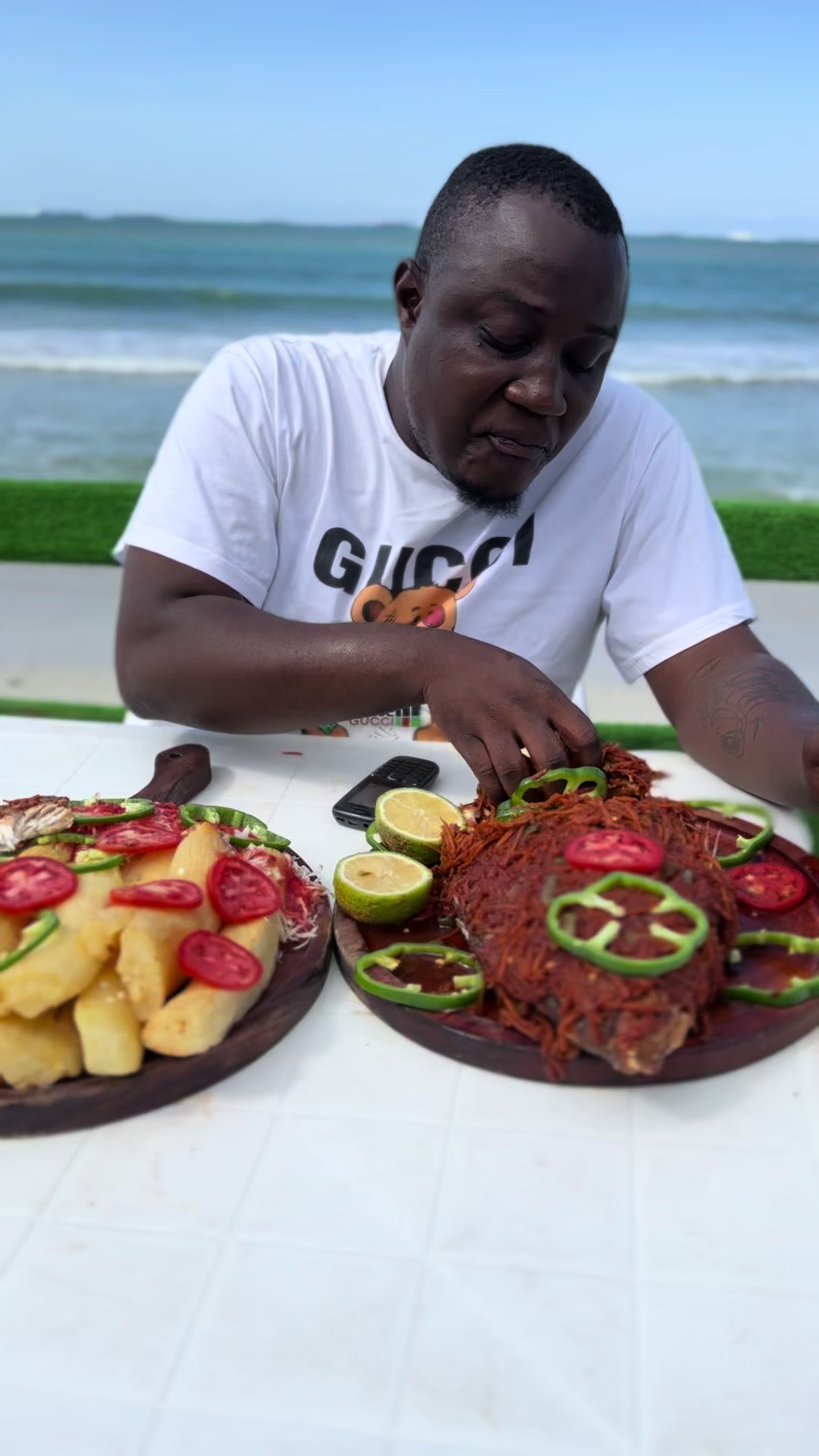 Aslay Mihogo Coco Beach