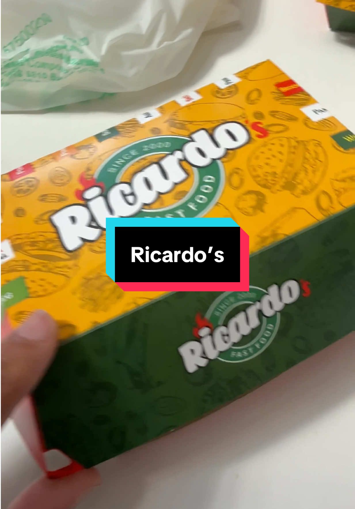 Ricardo's Fast Food