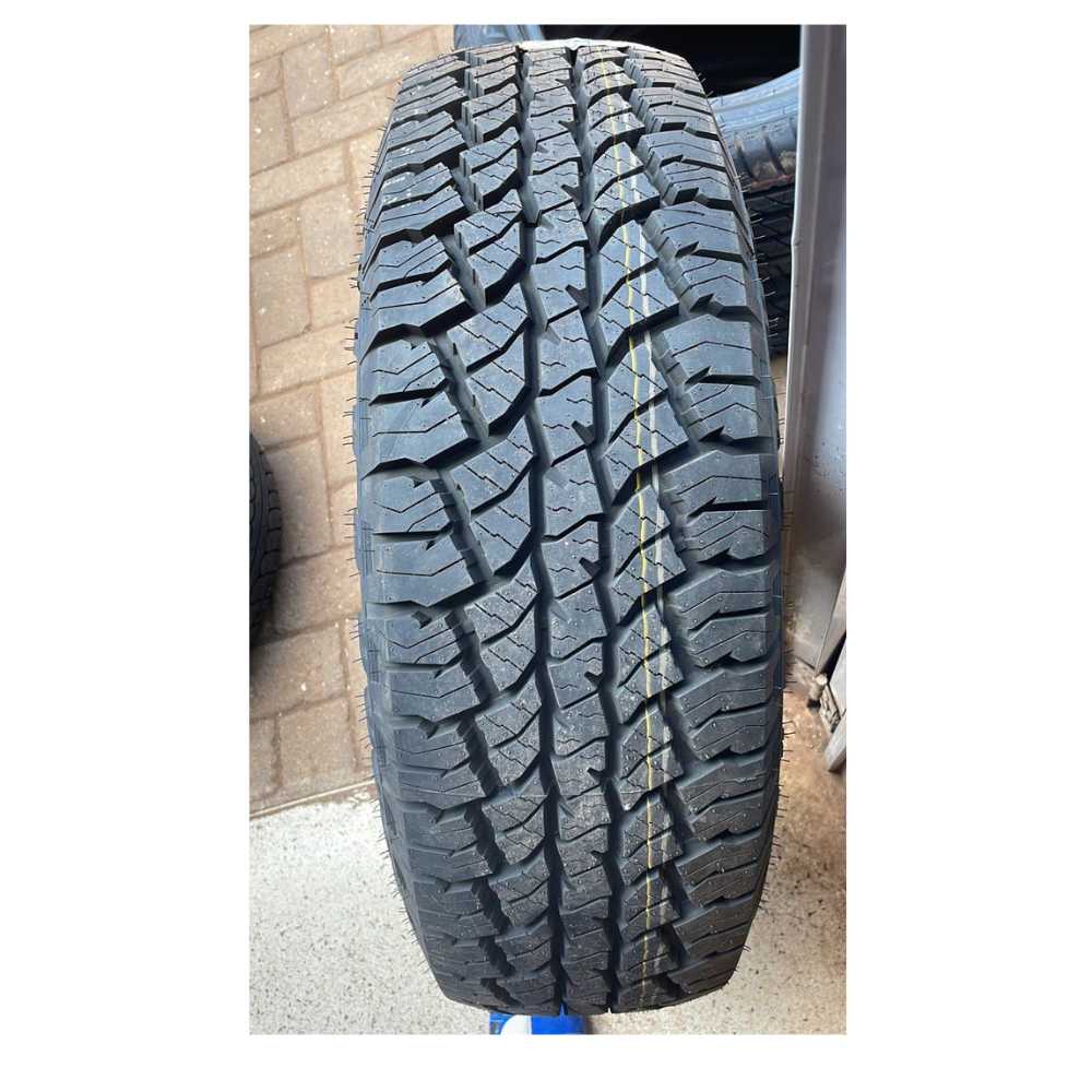  JOYROAD 235/70 R16  