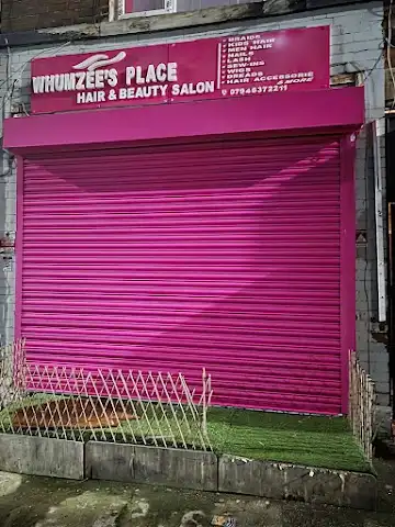 Sheffield braider"WHUMZEE’s place