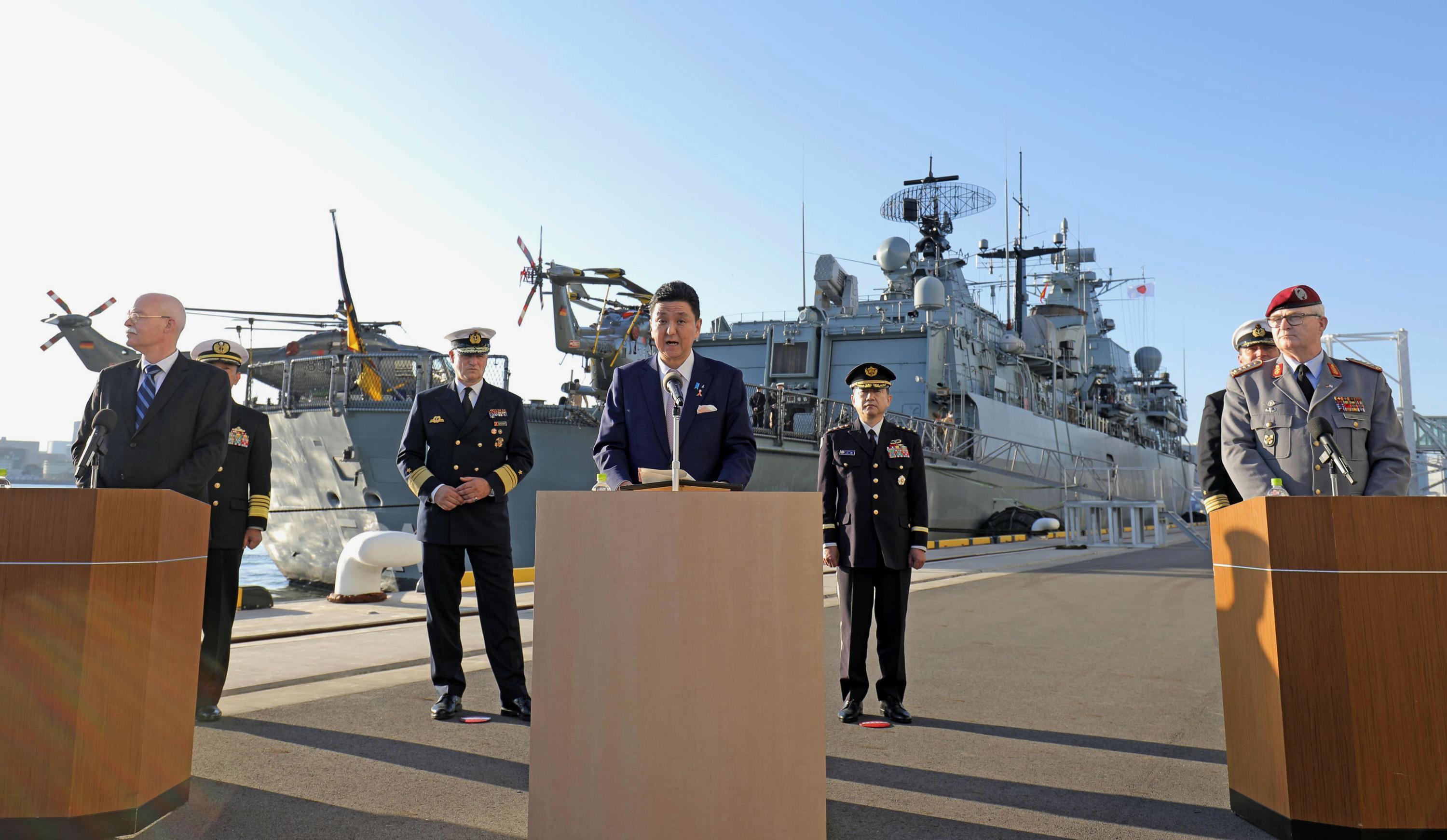 Japan und Deutschland bauen militärische Beziehungen mit Besuchen deutscher Kriegsschiffe aus
