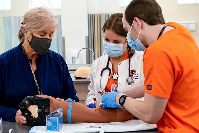 Auburn University School Of Nursing Alumni Lead In Fight Against COVID19 AP News
