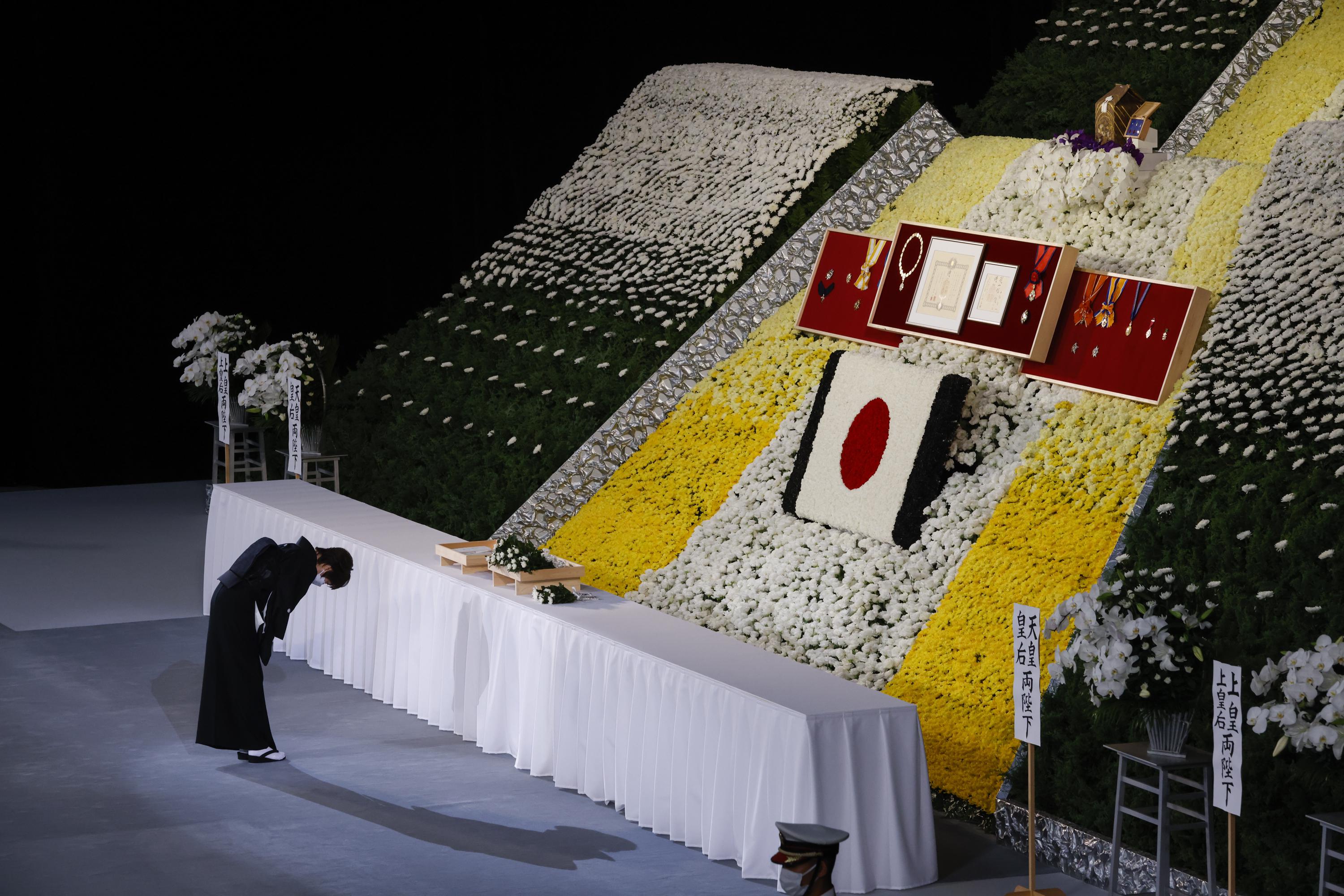 In Remembrance Uncover The Stories Behind Crisp Funeral Home Obituaries - v9n5r06