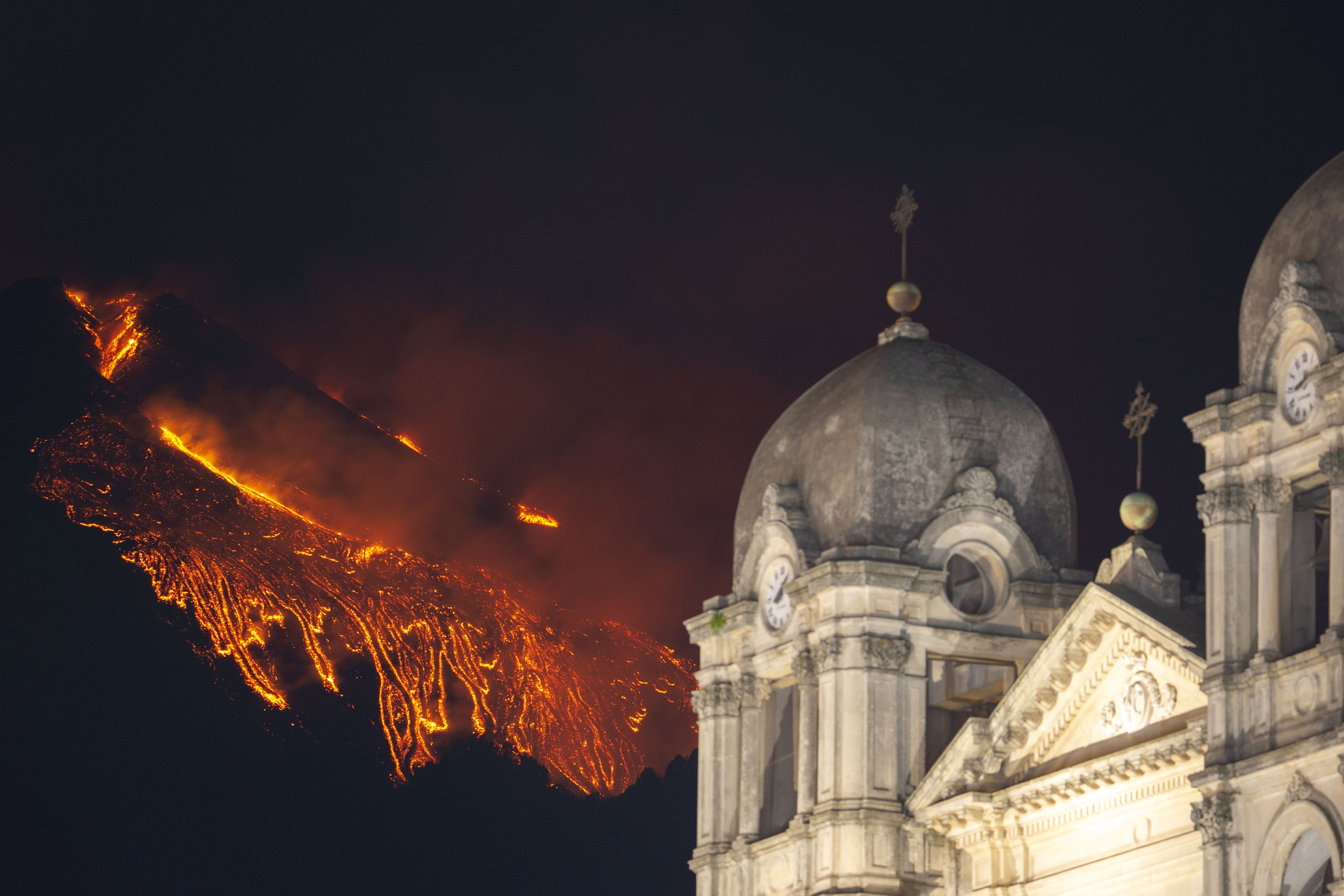 The last eruptions of Mount Etna surprise even those who study volcanoes