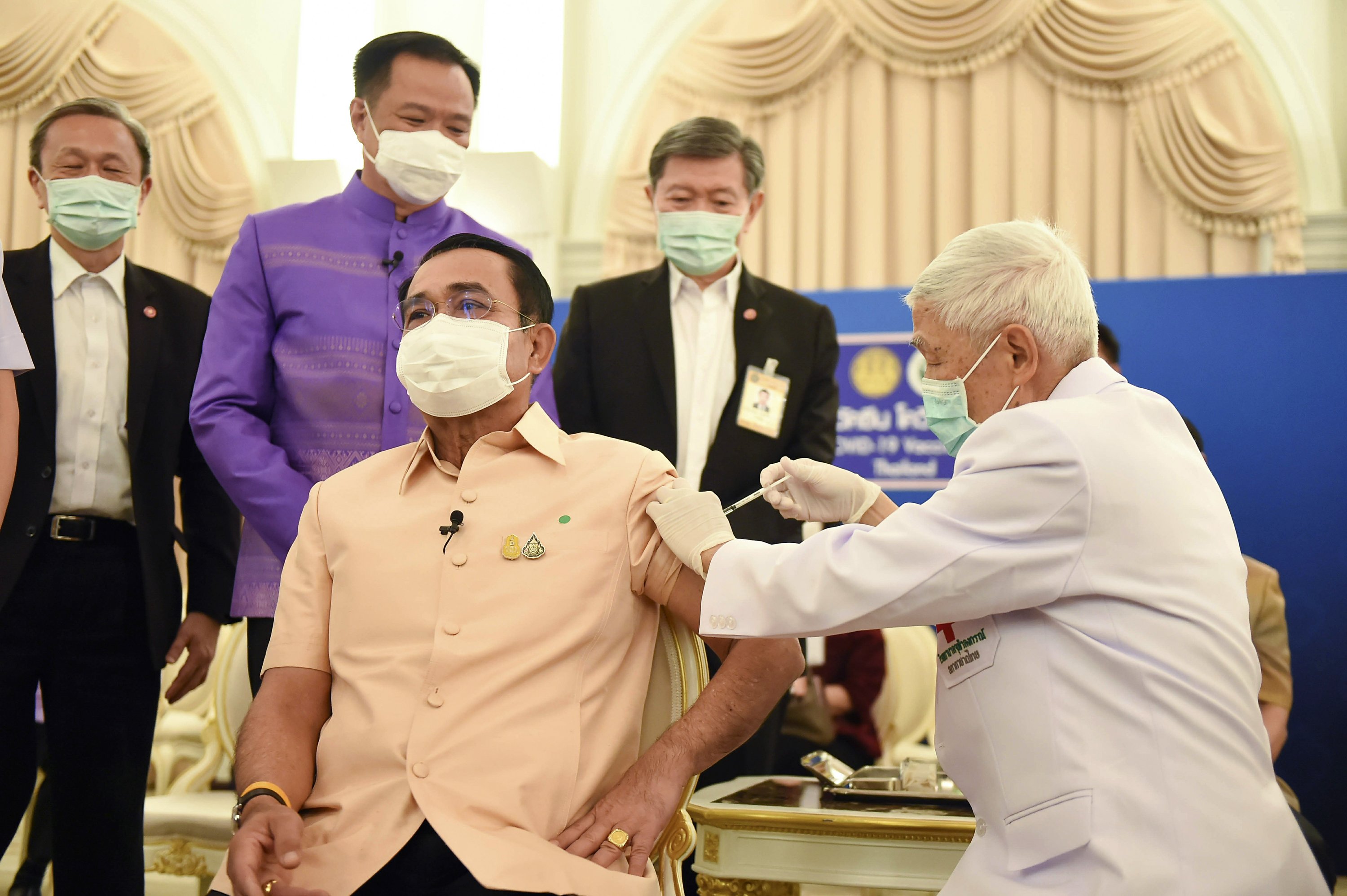 Thai Prime Minister receives AstraZeneca jab, and Asian country suspends